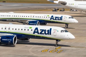 Azul pode disparar de R$1 para R$10 se juros e dólar caírem, diz analista