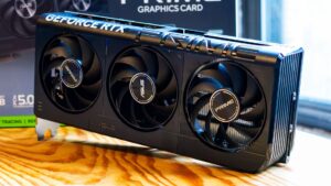 RTX 4060 ou a RTX 5060