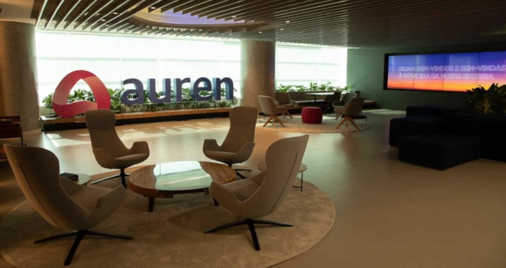 Auren Energia (AURE3) tem prejuízo de R$ 403,7 milhões no 3T25, mas vê recuperação com eficiência e diversificação AURE3