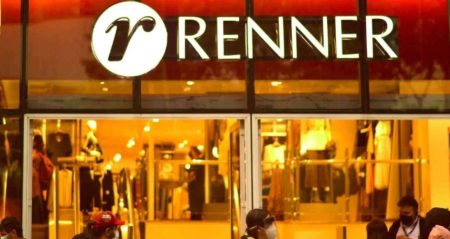 Lojas Renner (LREN3) despenca na Bolsa após balanço e preocupa com desaceleração nas vendas LREN3