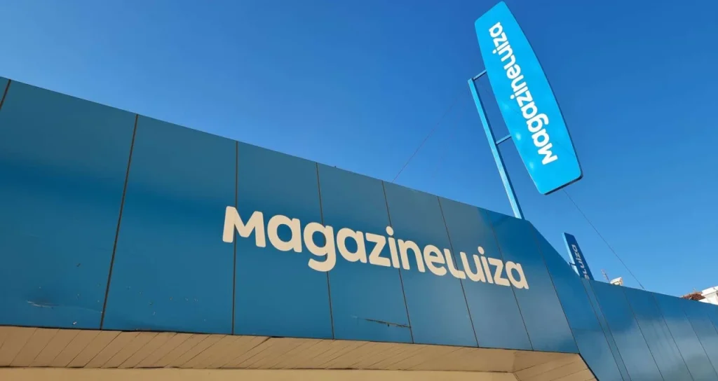 Magalu freia crescimento: por que a valorização da Magazine Luiza (MGLU3) estagnou e gera risco ao investidor