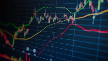 Ações que ficaram para trás podem disparar em 2026: Kepler, PetroRecôncavo, Klabin e BB Seguridade entram no radar Ações que ficaram para trás podem disparar em 2026: Kepler, PetroRecôncavo, Klabin e BB Seguridade entram no radar