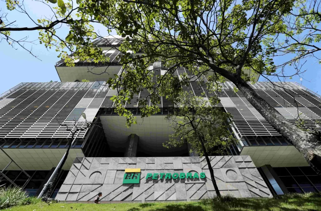 Mesmo sem dividendos extras, Petrobras ainda garante retorno forte ao investidor