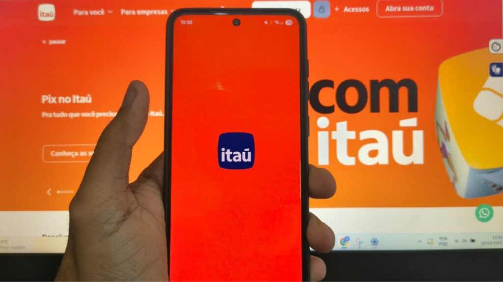 Quanto rende investir R$ 20 mil mais R$ 300 por mês nos Cofrinhos do Itaú? Simulação revela resultado surpreendente Quanto rende investir R$ 20 mil mais R$ 300 por mês nos Cofrinhos do Itaú? Simulação revela resultado surpreendente