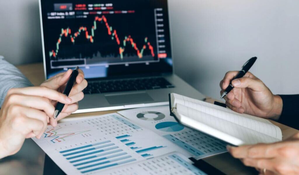 Dividendos, carteira de investimentos, ações brasileiras, valuation, renda passiva