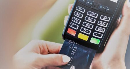 Bancos liberam crédito em 2026 e impulsionam aprovação rápida de cartões sem comprovação de renda