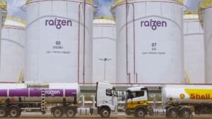 Raízen afunda em prejuízos, ações ficam abaixo de R$ 1 e risco de grupamento entra no radar