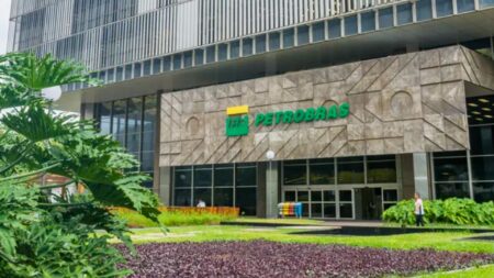 Recordes operacionais fortalecem caixa da Petrobras e dividendos