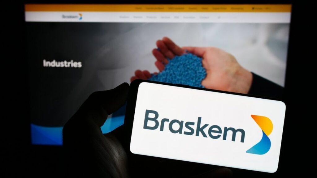 BRKM5 dispara após acordo e reacende debate: ação está barata ou risco ainda é alto?