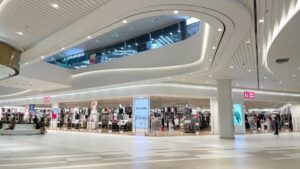 PML11 dispara após venda de shopping e projeta dividendos de R$ 1 por cota no semestre