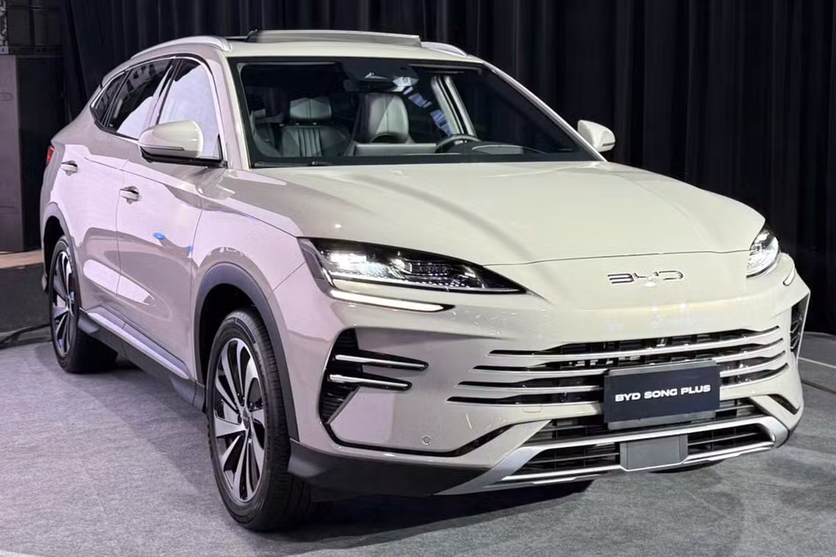 BYD Song Plus 2027 chega com motor turbo e quase 100 km no modo elétrico