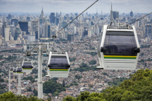 Prefeitura de São Paulo estuda teleférico como transporte público e retoma projeto de VLT no centro da cidade