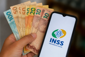 13º do INSS começa a cair: veja datas, quem recebe e como consultar 13º do INSS começa a cair: veja datas, quem recebe e como consultar