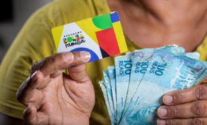 Empréstimo do Bolsa Família volta em 2026? Proposta com juros reduzidos chama atenção Empréstimo do Bolsa Família volta em 2026? Proposta com juros reduzidos chama atenção