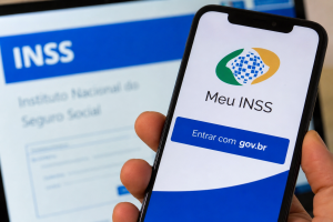 INSS libera consulta da segunda parcela do 13º salário; veja quando o dinheiro cai na conta INSS libera consulta da segunda parcela do 13º salário; veja quando o dinheiro cai na conta