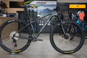 Oggi Agile Sport 2026 aparece com quadro de carbono e preço de R$ 16,9 mil Oggi Agile Sport 2026 aparece com quadro de carbono e preço de R$ 16,9 mil