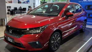 Honda City LX 2026 surpreende pelo espaço, consumo e porta-malas de 519 litros