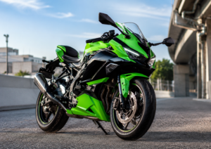 Kawasaki Ninja ZX-4RR 2026 custa R$ 55.990 e entrega até 80 cv