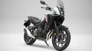 Honda NX500 2026 chega mais tecnológica e mira quem quer uma aventureira versátil