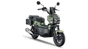 Honda Square X125 aposta em visual quadrado e modular para mudar o conceito das scooters urbanas