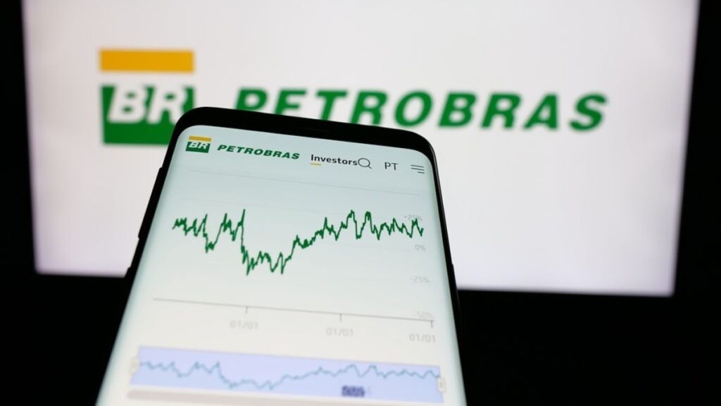 PETR4 cai para R$ 38 e dividendos da Petrobras chamam atenção