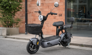 Scooter elétrica G0 chama atenção por suportar até 200 kg e mira uso urbano