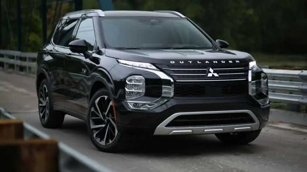 Mitsubishi corta preço do Outlander de 252 cv; veja novo valor