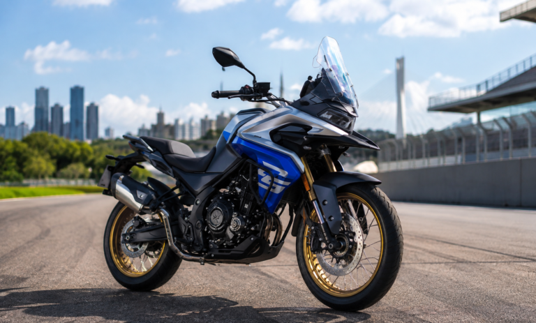 Voge 300DS pode chegar ao Brasil com motor de 292 cc e quase 29 cv