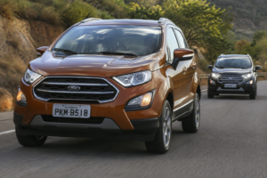 Ford EcoSport Titanium 2018 ainda vale a pena? SUV de 176 cv custa cerca de R$ 72 mil e deixou o PowerShift para trás