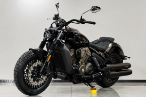 Nova Benda Dark Flag 600 traz 70 cv e tecnologia incomum entre cruisers