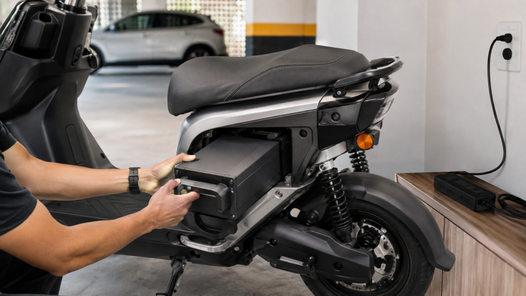 Scooter elétrica X12 vale a pena em 2026? Veja quando ela dispensa CNH