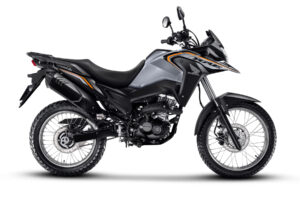 Honda XRE 190 2026 custa R$ 24.530 e traz painel digital, USB-C e iluminação full LED