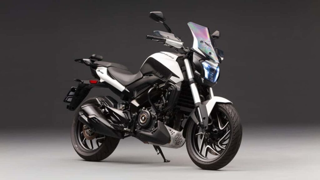 Nova Bajaj Dominar 400 ganha tecnologia e custa R$ 27.490 Nova Bajaj Dominar 400 ganha tecnologia e custa R$ 27.490Nova Bajaj Dominar 400 ganha tecnologia e custa R$ 27.490