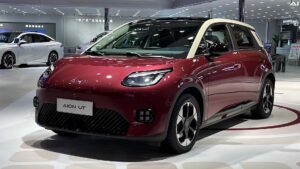 GAC Aion UT coloca 204 cv e pacote tecnológico na disputa dos elétricos abaixo de R$ 160 mil